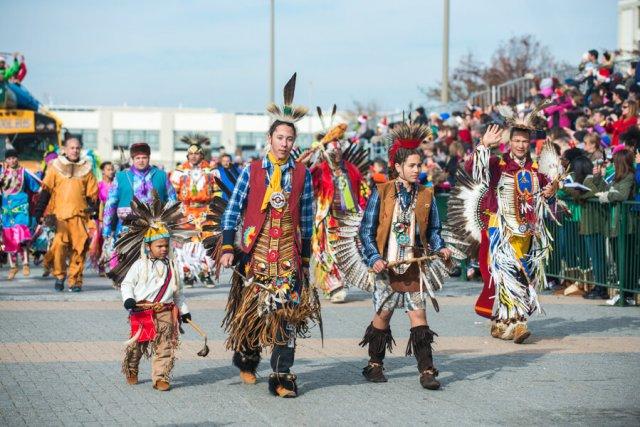 Dominion Christmas Parade 2016